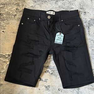 Trestles Supply Co. Black Distressed Denim Shorts – Size 30 – NWT